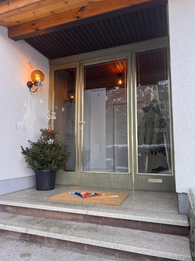 Ferienwohnung Imzaro: Erdgeschoss, 2 Schlafzimmer Plus Schlafsofa, Eigener Eingang, Grosse Terrasse Mit Garten! Spittal an der Drau Exterior photo